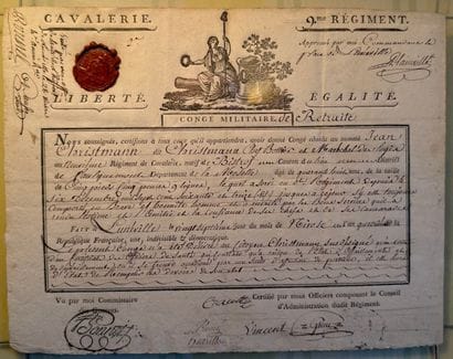 Lot de trois sous verres, documents et laissez...