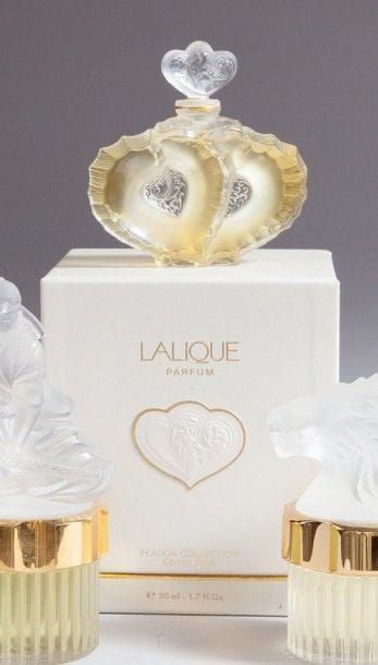 Flacon «Deux Coeurs» Avec son coffret grand-luxe...