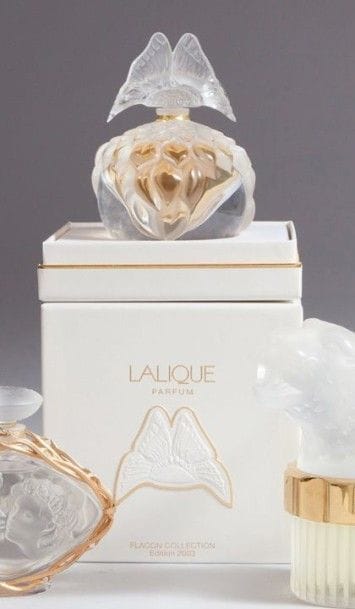 Flacon «Les Papillons» Avec son coffret grand...