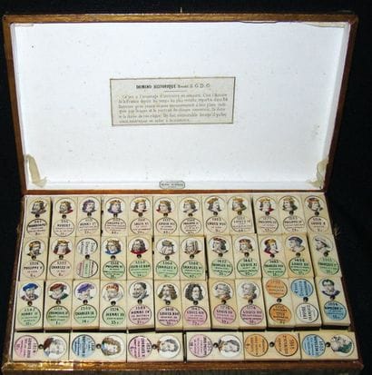«DOMINO HISTORIQUE» Jeu de fabrication française...