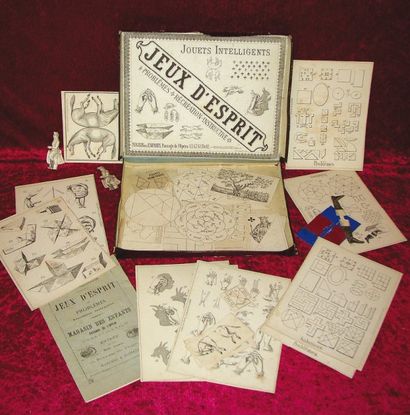 Boîte en cartonnage de Jeux d'esprit et problèmes....