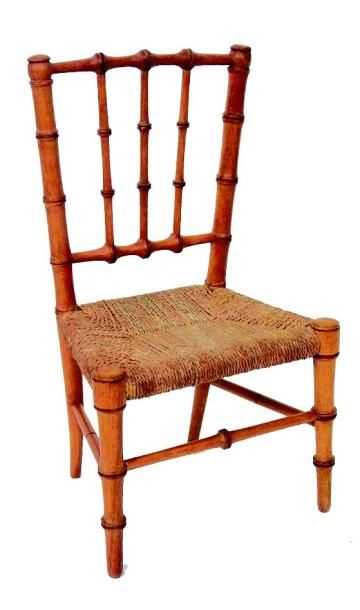 Chaise de poupée en pitchpin avec assise...