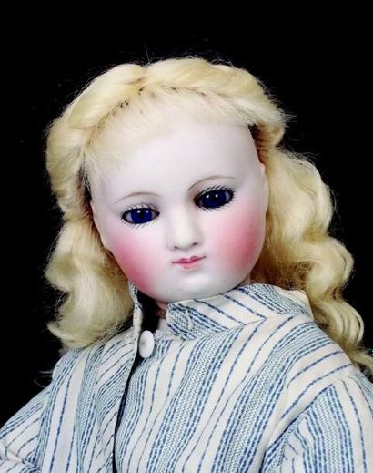 Poupée parisienne avec tête d’Eugène Barrois...