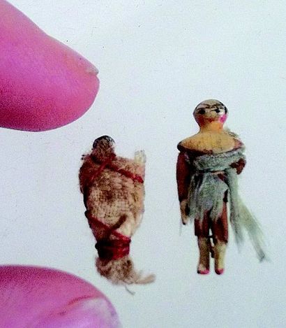 Poupée microscopique de fabrication allemande...
