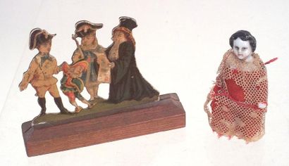 Petite scène décorative en carton sur socle...
