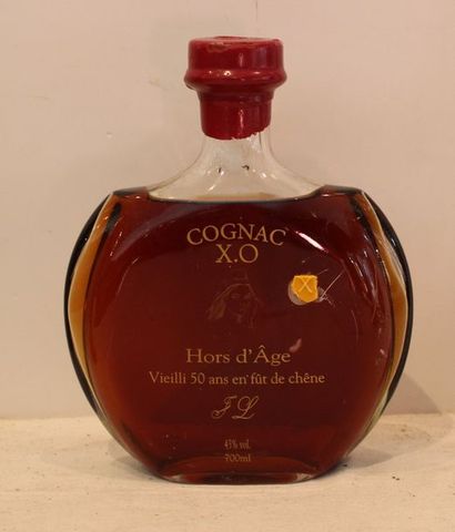 1 bout COGNAC XO 50 ANS D'AGE 