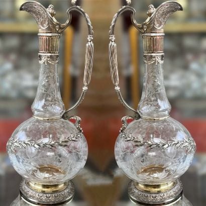 ODIOT. Paire de carafes en argent et vermeil
Odiot...