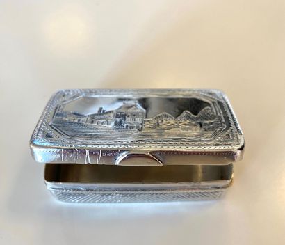Rusie. Petite boîte en argent
Russie. Petite...