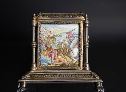 Vienne . Argent et émail de style Néo-Renaissance
Vienne....