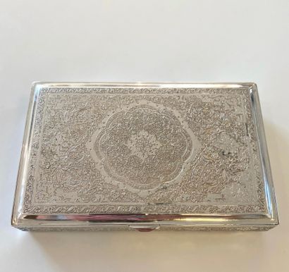Russie. Boite en argent
Russie. Boîte à tabac...