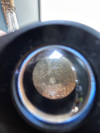 ODIOT. Paire de carafes en argent et vermeil
Odiot...