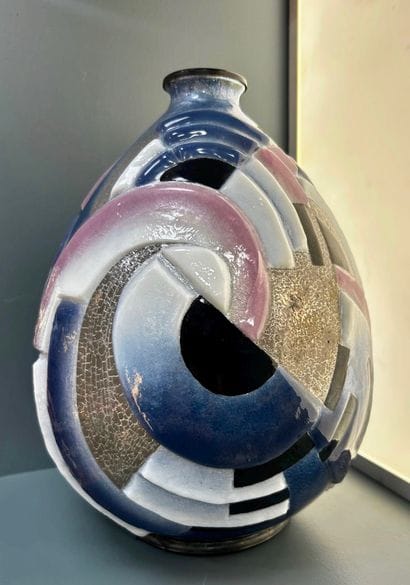 Camille Fauré. Vase Ovoïde modèle Primrose
Camille...