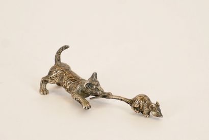 Silver, 2 Miniature animals giraffe, cat...