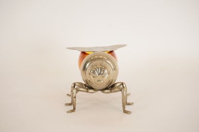 Silver-plated metal. Bee-shaped jam or honey...