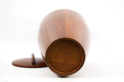 Teak wood ice bucket, Quist 196O Danish furniture....