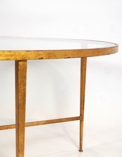 Ramsay. Coffee table with circular glass...
