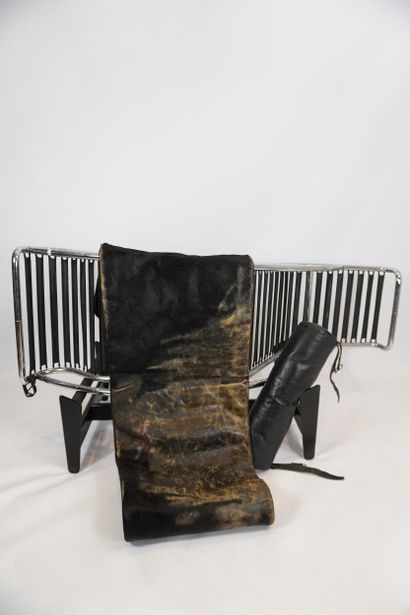 Le Corbusier (1858-1910). Chaise longue LC4...