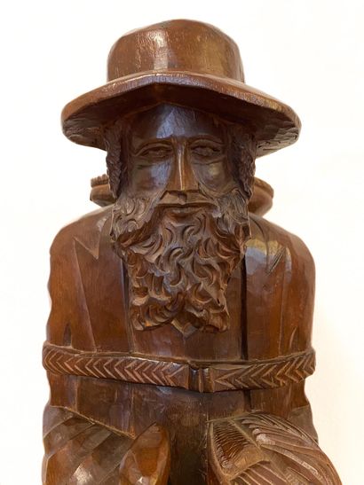 Grande Sulpture en bois, probabement teck...