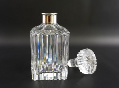 Carafes col en argent. Mod. plat H 26cm....