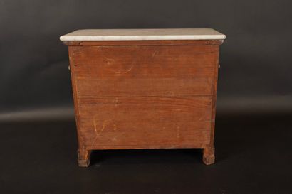 Small chest of drawers for dolls in walnut....