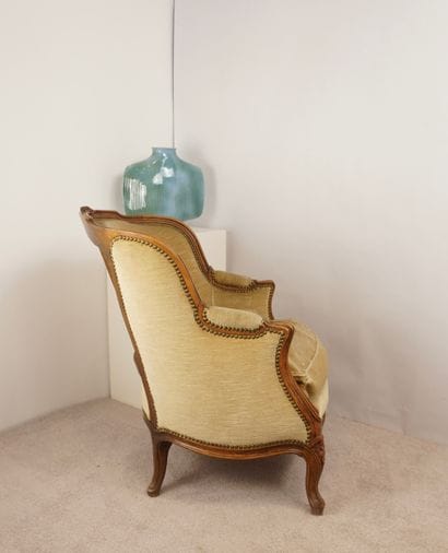 Bergère vers 1900, de style LXV. En hêtre...