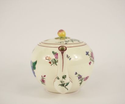 Gien Xxe. Théière en faience.
Dimensions...