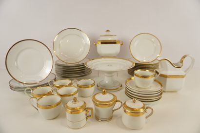 Brussels porcelain. Empire period. 
8 Plates...