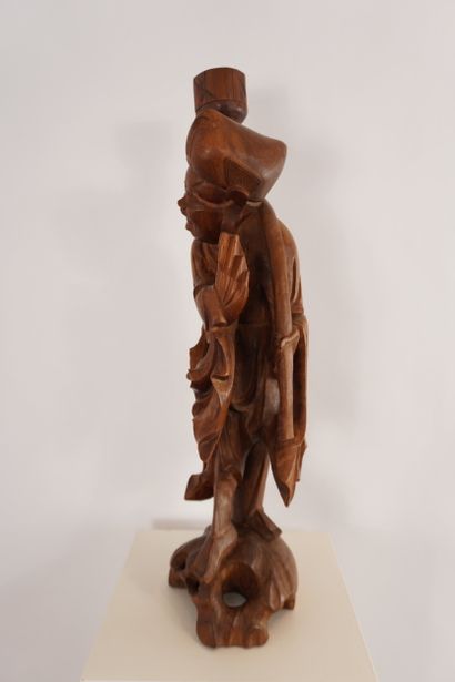 Chine. Grande sculpture en bois probablement...