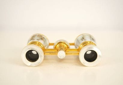 Theater binocular from ALTEX PARIS. Gilded...