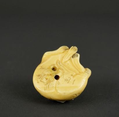 NETSUKE. Ivoire. Japon, 1900
Rat au yeux...