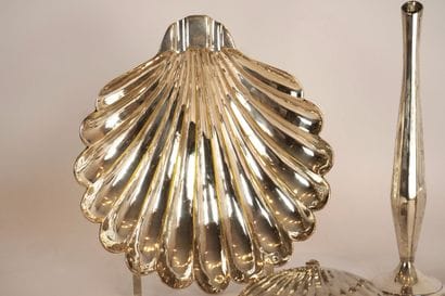 Silver-plated metal. Set of 4 objects: Timbale,...