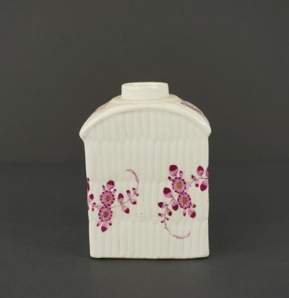 Meissen. Pot à tabac en porcelaine ou boîte...