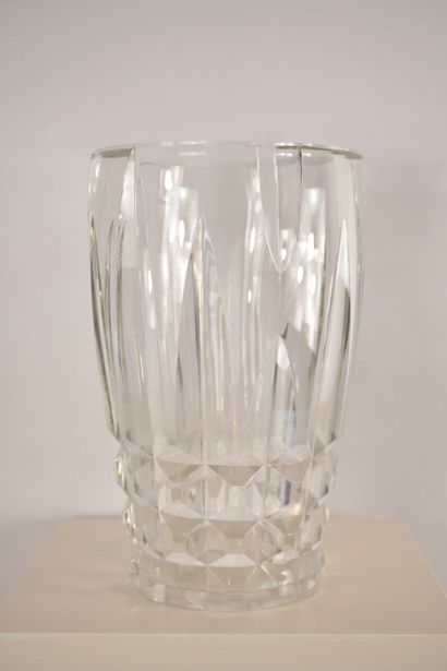 Schneider France. Vase signé. Taillé d'époque...