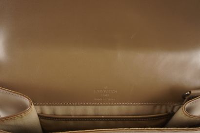 Louis Vuiton. Ramatuelle cob leather bag....