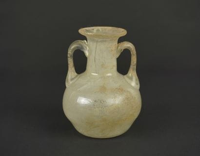 Petit vase à l'antique. 1951-1961 
Une expérience:...
