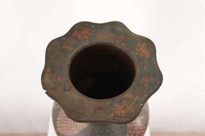Cloisonné. China 18th or 17th century. Large...