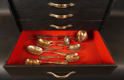 Silver-plated metal. 100/°°° hallmark. 
12...