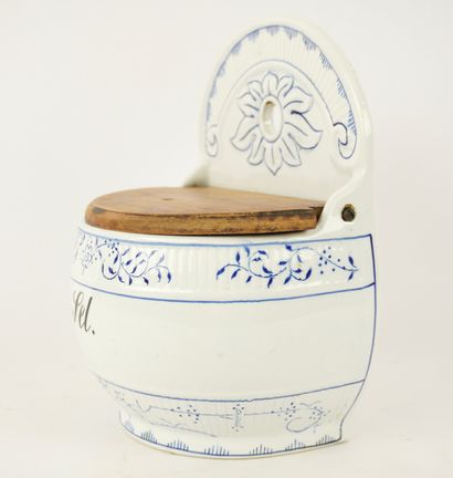Ensemble de pots à épices et de bocaux de...