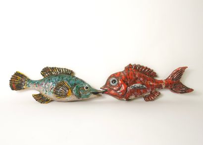 Jacquemart. Deux poissons en céramique vernissée...
