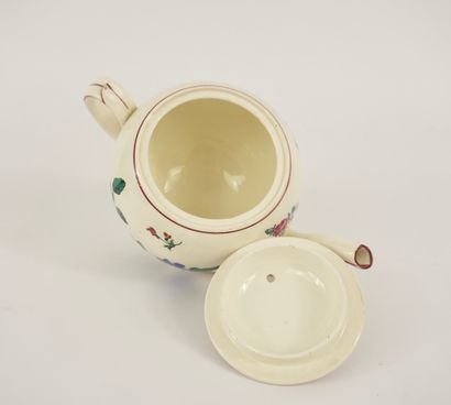 Gien Xxe. Théière en faience.
Dimensions...