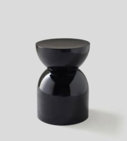 Tabouret. India Mahdani pour Monoprix Maison.
Tabouret...
