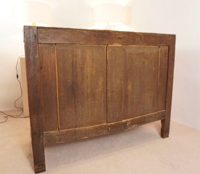 Commode 18e en chêne avec dessus en marbre....