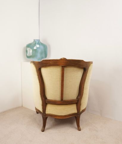 Bergère vers 1900, de style LXV. En hêtre...