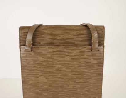 Louis Vuiton. Ramatuelle cob leather bag....