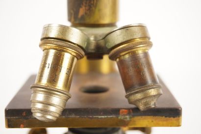 E.LEITZ WETZLAR. Brass microscope in original...