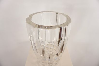 Schneider France. Vase signé. Taillé d'époque...