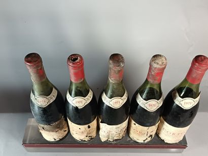 5 Bouteilles CORTON Grand Cru Clos de ROI...