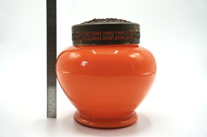 PIQUE FLEURS 053. En verre orange. Moyen