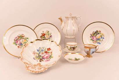 Louis Philippe. Trois assiettes à fruits,...