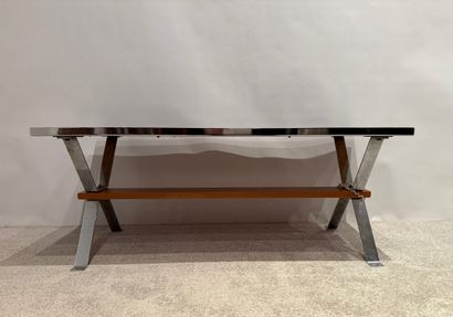 Années 1960-1970. Table basse ou coffee table.
Métal...